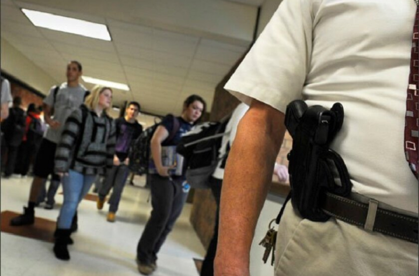  The Importance of Security Guards in College Security