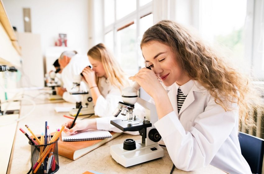 Advantages Of Using Digital Microscopes In The Classroom