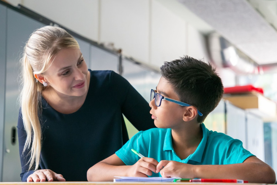 When to Start Looking for a Chemistry Tutor Before Major Exams